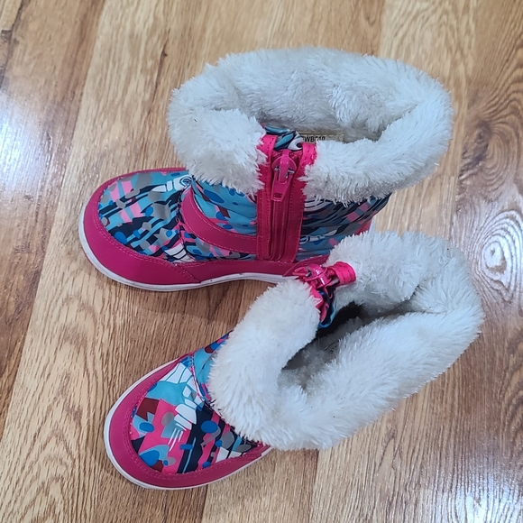 Size 8 Toddler Girls Nova Mountain Winter Snow Boots - Picture 4 of 12